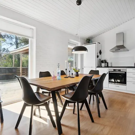 Holiday home Frederikka - 75m From The Sea By Interhome